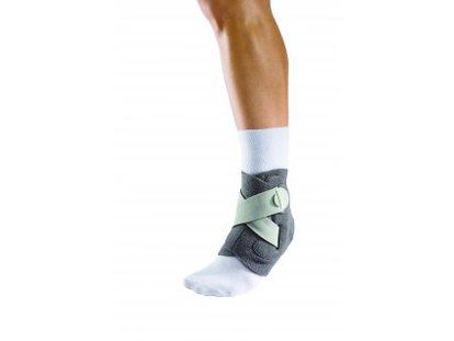 MUELLER Adjust-to-fit ankle stabilizer, ortéza na kotník